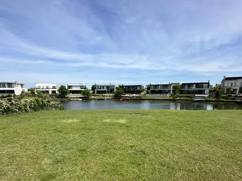 Terreno en Venta de 908,0 m2