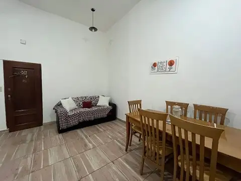 Depto Tipo Casa en Venta de 2 ambientes