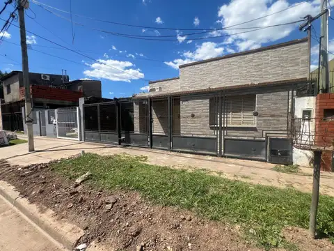 CONSTITUCION al 4700