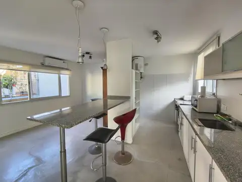 Depto Tipo Casa en Alquiler en Nuñez, $ 990.000