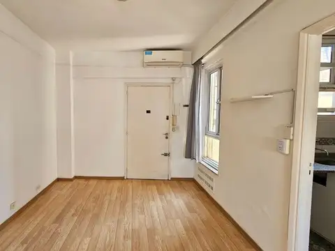 Oficina en Alquiler en San Nicolás, $ 700.000