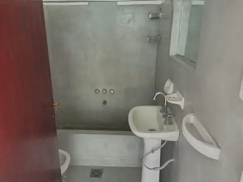 Depto Tipo Casa en Venta 35 años