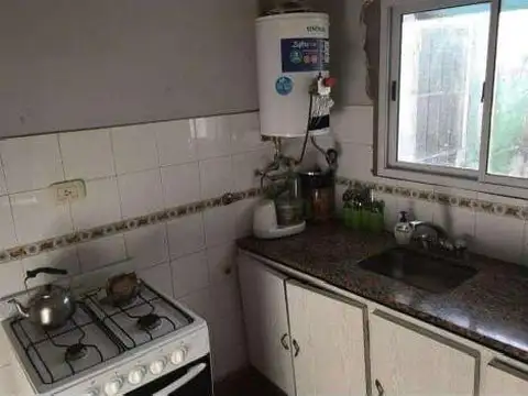 Depto Tipo Casa 3 ambientes con 1 baño
