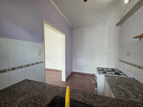 Depto Tipo Casa 3 ambientes con 1 baño