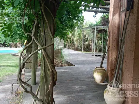 Casa en Venta con 1 cochera