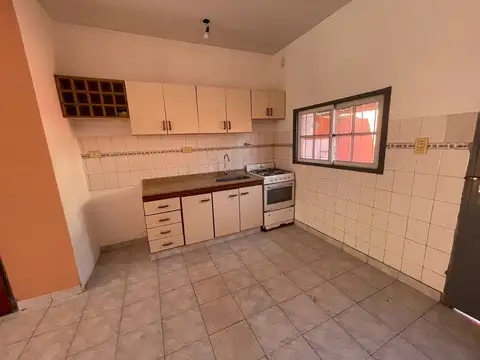 Depto Tipo Casa en Venta con 1 cocheras