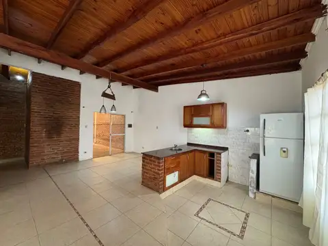 CASA EN ALQUILER