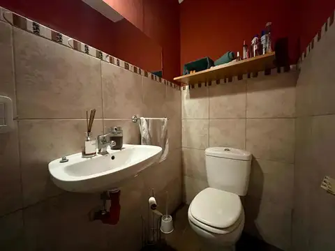 Casa en Venta con 3 cocheras