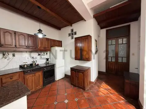 Casa en venta en Crucecita, Avellaneda.