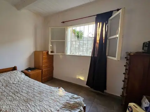 SE VENDE CASA EN Bº MARQUES DE SOBREMONTE