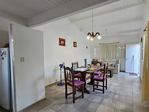 SE VENDE CASA EN Bº MARQUES DE SOBREMONTE