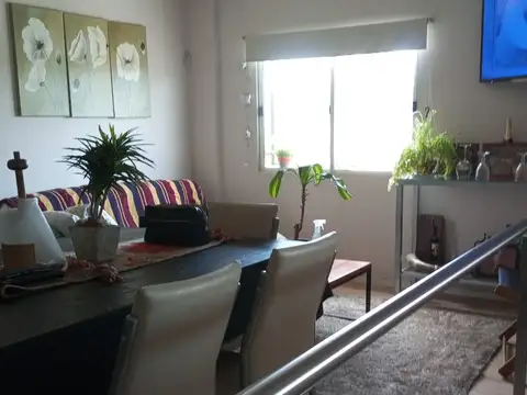 Galpon en Venta en Campana, USD 400.000