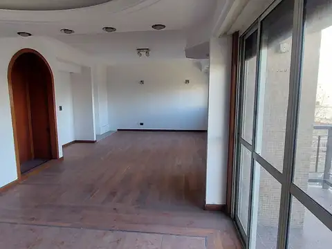 Departamento en Venta de 5 ambientes