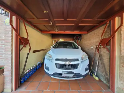 venta casa con quincho y pileta los boulevares