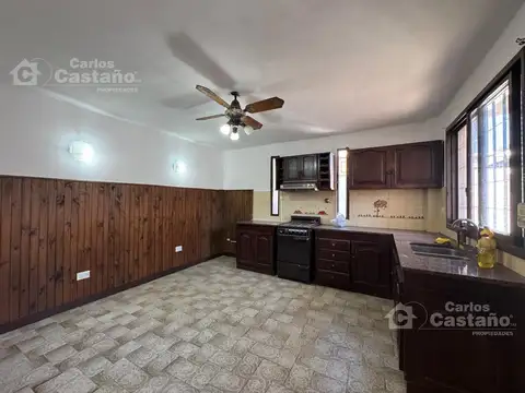 Casa en Alquiler al Este