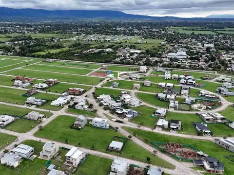 VENTA LOTE ESQUINA 402M2 COUNTRY VIENTO SUR