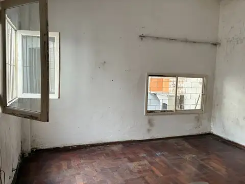 Depto Tipo Casa en Venta en Lomas Del Mirador, USD 50.000