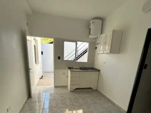 MONOAMBIENTE EN MUNRO.