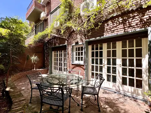 Excelente Piso en Venta, 3 Ambientes, Con Cochera, Barrio Parque - Palermo chico