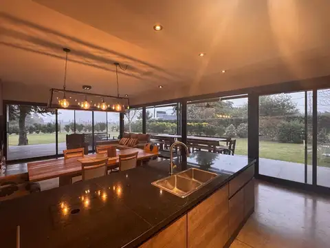 Casa en Bosque Sol de Mayo, Ruta 8 y Ruta 36, Cuarto, Cordoba