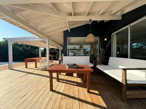 CASA ALQUILER COSTA ESMERALDA PILETA GOLF