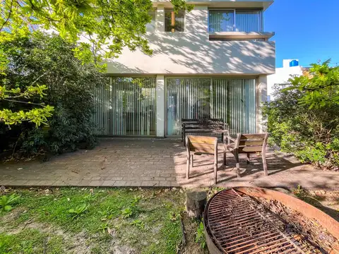 Casa en Venta en La Plata [Cod: 084011]
