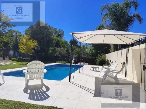 Casa en Venta con 1 cochera
