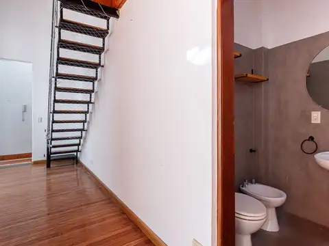 Depto Tipo Casa 4 ambientes con 2 baños