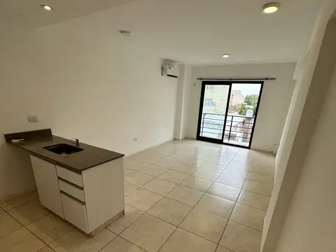 Dr Arturo F Melo 4500, Piso 3