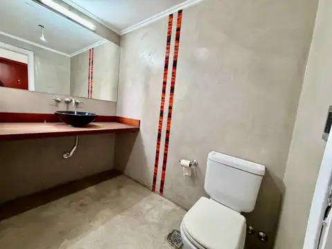 Depto Tipo Casa en Venta con 1 cocheras