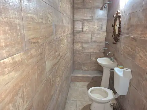 Galpon en Alquiler en Villa Insuperable, $ 400.000