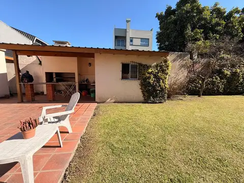 Terreno en Venta en Villa Luzuriaga, USD 240.000