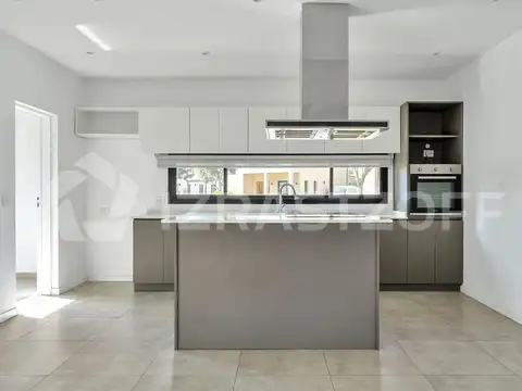 Casa en Venta en Santo Tomas, USD 220.000