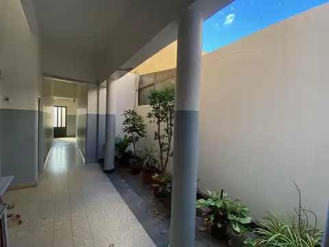 Av. Mitre 2312. Sarandi