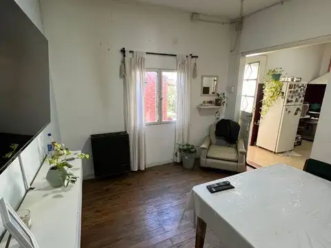 Casa 3 ambientes con 1 baño