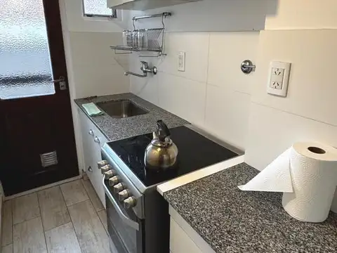 Departamento en Alquiler en Varese, $ 700.000