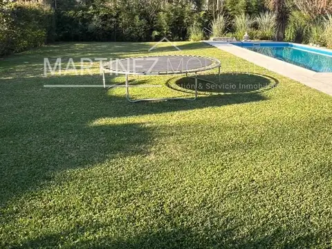 Casa 4 ambientes con 4 baños