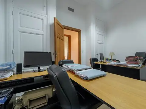 Oficina en Venta 76 años