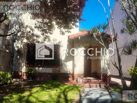 Casa en Venta con 4 cocheras