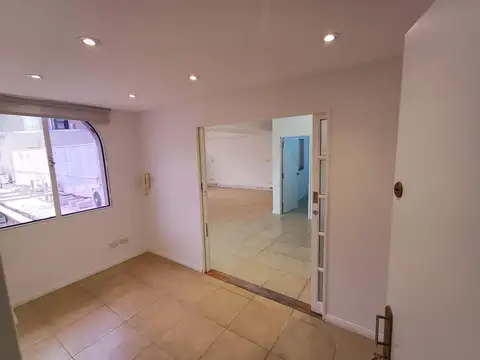 Oficina en Alquiler en San Isidro Centro, $ 950.000