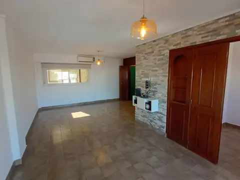 Departamento en Alquiler en La Plata, $ 950.000