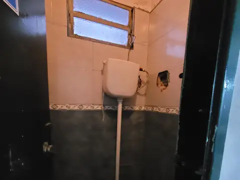 Galpon en Venta en Lanús Oeste, USD 65.000