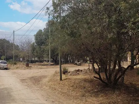 Piedra Blanca, en el limite con Cordoba  Unico...