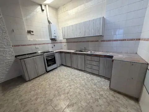 Depto Tipo Casa 4 ambientes con 1 baño