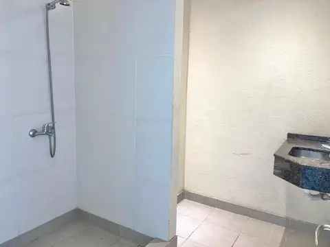 Av Presidente Perón 1100