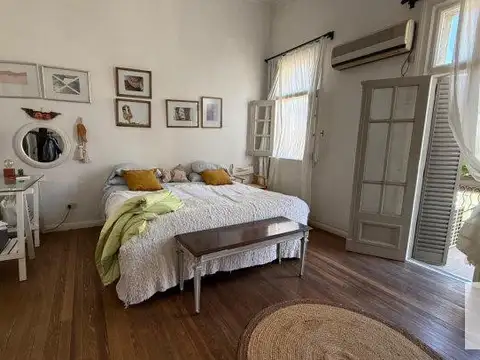 Casa 10 ambientes con 4 baños
