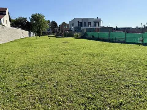 Terreno en Venta 15  mts Frente