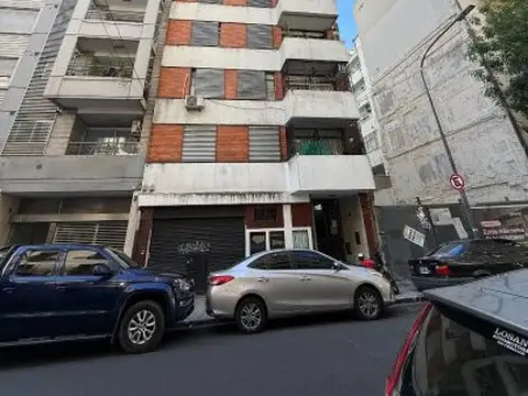DOS AMBIENTES EN RECOLETA MUY BIEN UBICADO A RECICLAR