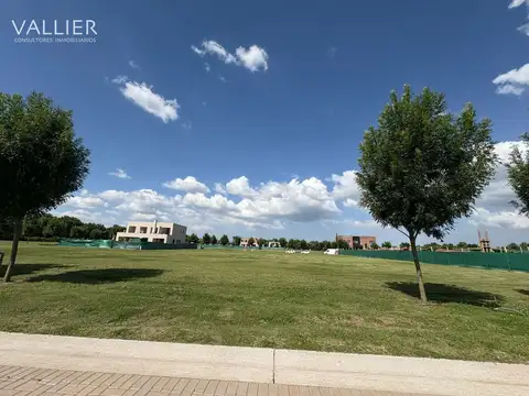 Terreno en Venta en Los Cardos, USD 180.000