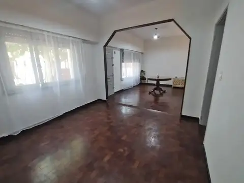 Depto Tipo Casa en Venta en Villa Ballester, USD 98.000